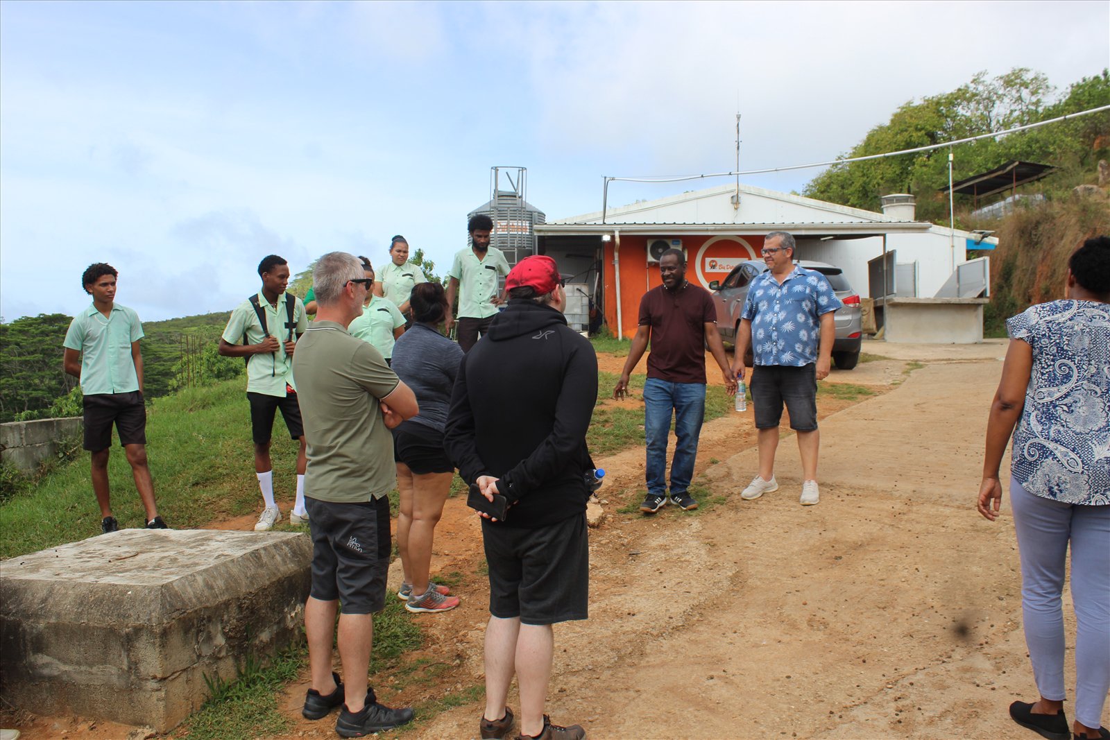 Dr Barry Nourice and GreenTraINT partners during an on-site farm briefing