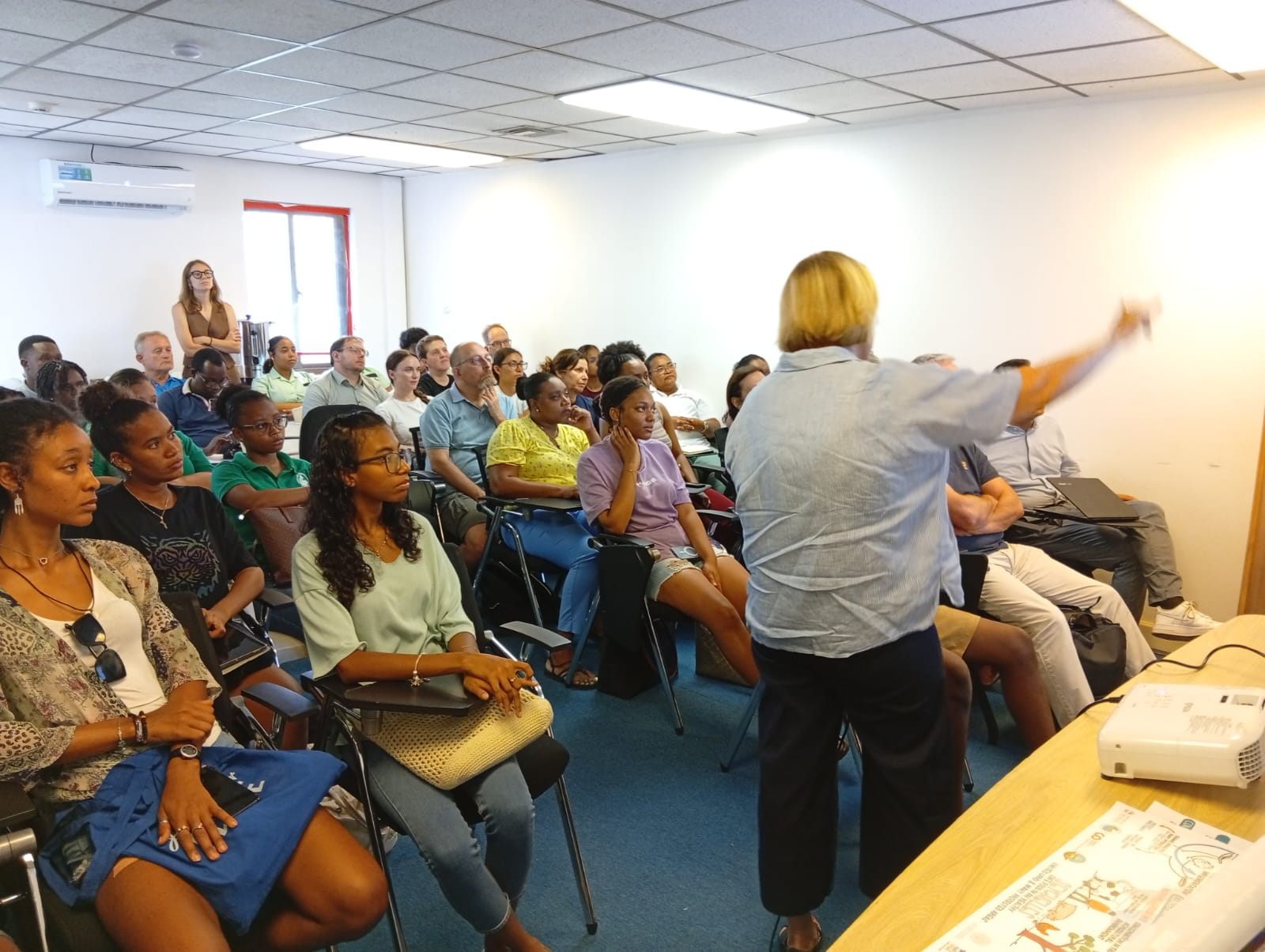 Students from SIAH and the University of Seychelles with GreenTraINT partners during a classroom session