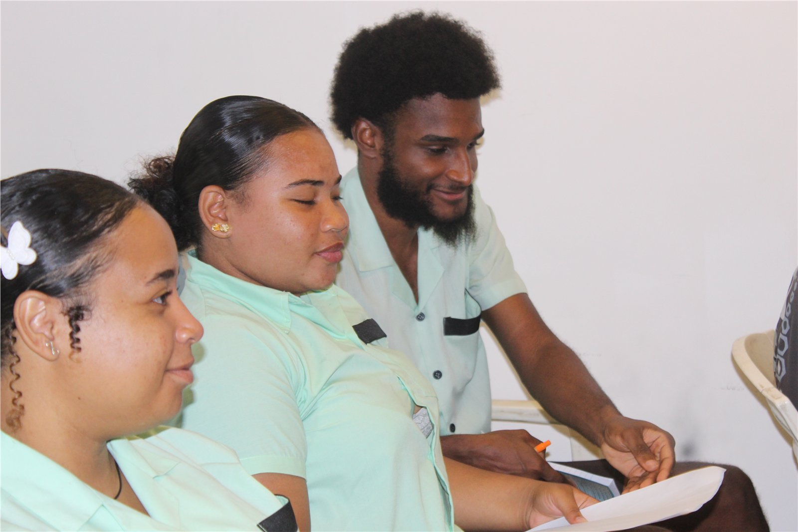SIAH students working together during the GreenTraINT Summer School